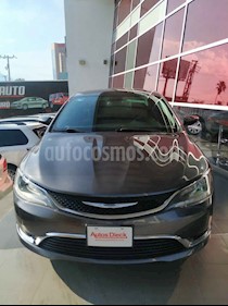 Chrysler 200 2.4L Limited usado (2015) color Gris precio $219,000