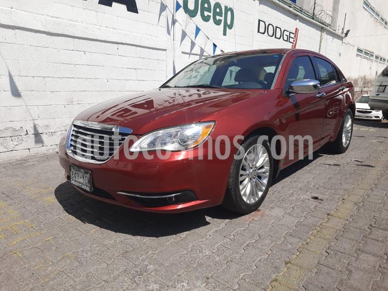 Chrysler 200 2.4L Limited usado (2012) color Rojo precio $145,000