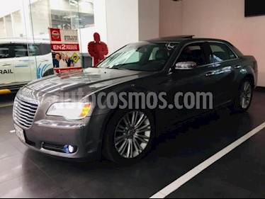 Foto venta Auto usado Chrysler 300 4p Premium V8/5.7 Aut (2012) color Plata precio $257,500