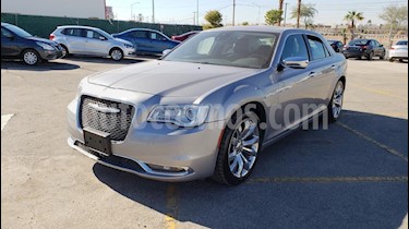 Foto venta Auto usado Chrysler 300 C 3.6L Premium (2016) color Plata precio $299,900