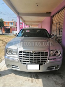 Foto Chrysler 300 Limited 5 Vel. usado (2010) color Plata precio $146,000