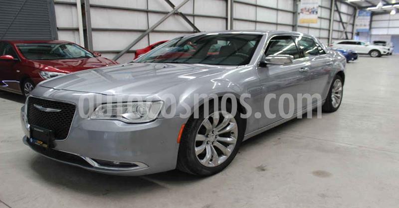 Chrysler 300 C 3.6L Pentastar usado (2017) color Plata Dorado precio $309,900