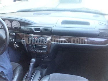 Foto Chrysler Cirrus 2.4L LXi usado (2004) color Negro precio $50,000