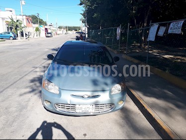 Foto Chrysler Cirrus 2.4L LXi usado (2002) color Azul precio $34,000