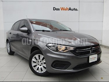 Chrysler Neon SE usado (2018) color Gris precio $199,000