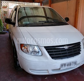 Foto venta Auto usado Chrysler New Caravan 3.3 Se (2005) color Blanco precio $3.000.000