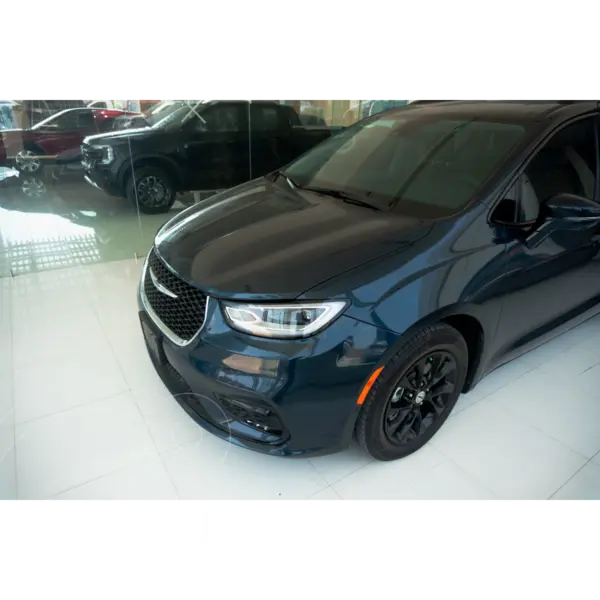 Foto Chrysler Pacifica Limited usado (2022) color Azul precio $668,999