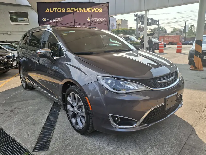 Foto Chrysler Pacifica Limited Platinum usado (2020) color Granito financiado en mensualidades(enganche $27,000 mensualidades desde $17,016)