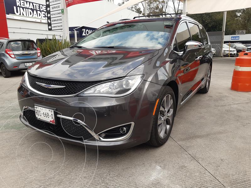 Chrysler Pacifica Limited Platinum usado (2019) color Granito precio $680,000