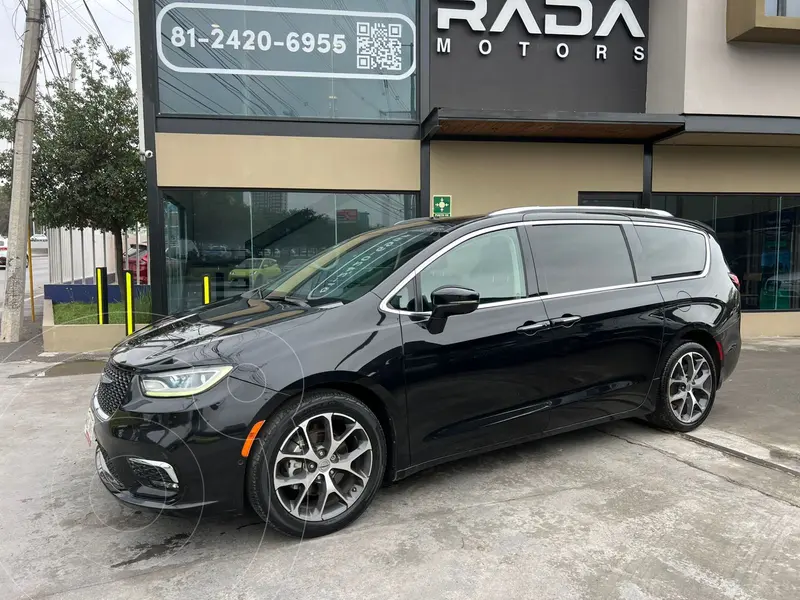 Foto Chrysler Pacifica Platinum usado (2021) color Negro precio $458,900