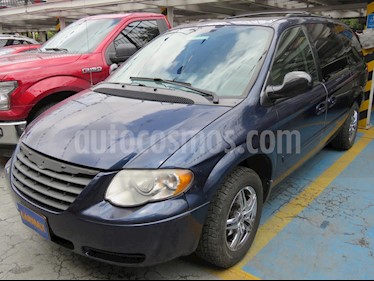 Chrysler Town & Country Touring Limited usado (2005) color Azul precio $19.900.000