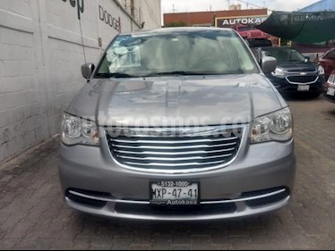 foto Chrysler Town and Country 5p Li V6/3.6 Aut usado (2016) color Gris precio $295,000
