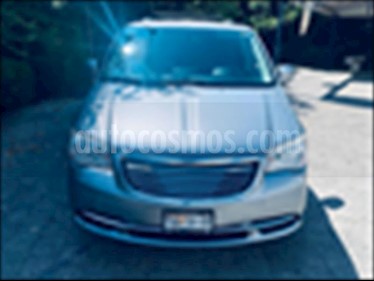 Foto Chrysler Town and Country LX 3.6L usado (2014) color Gris precio $229,000