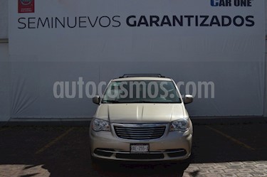 Chrysler Town and Country Touring 3.6L usado (2016) color Cashmere precio $269,900
