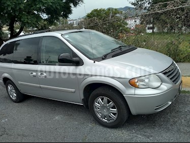 Foto venta Auto usado Chrysler Town and Country Touring Piel 3.6L (2007) color Gris precio $100,000
