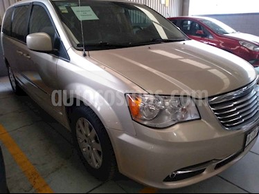 foto Chrysler Town and Country Touring Piel 3.6L usado (2016) color Beige precio $299,000