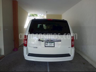 Foto Chrysler Town and Country Touring Premium 4.0L usado (2008) color Blanco precio $118,000