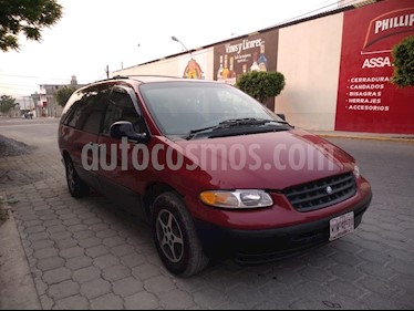 Chrysler Voyager 3.3L SE usado (1997) color Marron precio $45,000