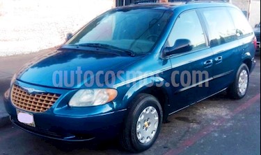 Chrysler Voyager 3.3L Base usado (2003) color Azul precio $57,000