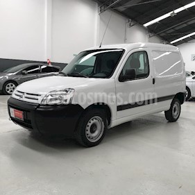 foto Citroën Berlingo Furgón 1.6 HDi Business usado (2017) color Blanco precio $546.395