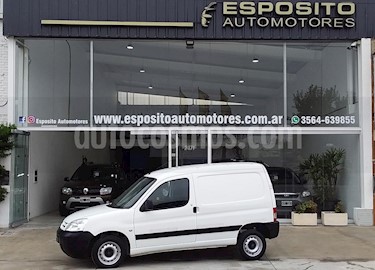 foto Citroën Berlingo Furgón 1.6 HDi Business usado (2015) color Blanco precio $550.000