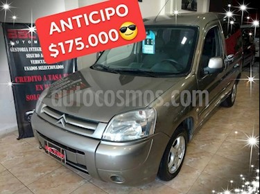 Foto venta Auto usado Citroen Berlingo Furgon 1.6 HDi (2011) color Dorado precio $175.000