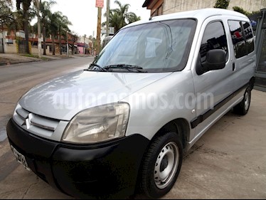 foto Citroën Berlingo Furgón 1.6 HDi usado (2013) color Gris precio $278.000