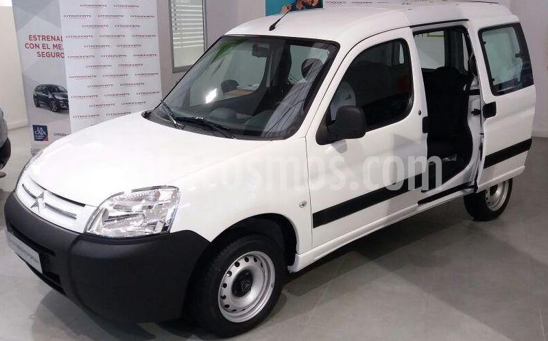 Citroen Berlingo Furgon 1.6 HDi Business Mixto nuevo color Rojo precio $1.449.000