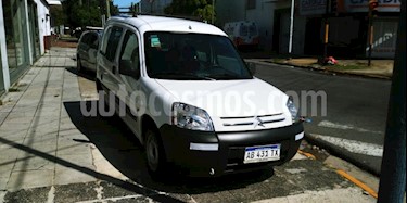 Citroen Berlingo Furgon 1.6 HDi Business usado (2017) color Blanco precio $1.010.000