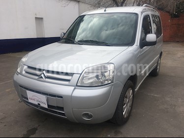 foto Citroën Berlingo Multispace 1.6 HDi XTR usado (2016) color Gris precio $661.000