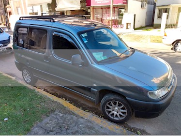 Citroen Berlingo Multispace 1.9 D 2 PLC Ac usado (2009) color Gris precio $240.000