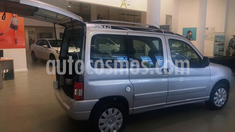 foto Citroën Berlingo Multispace 1.6 HDi XTR nuevo color Gris precio $1.835.000