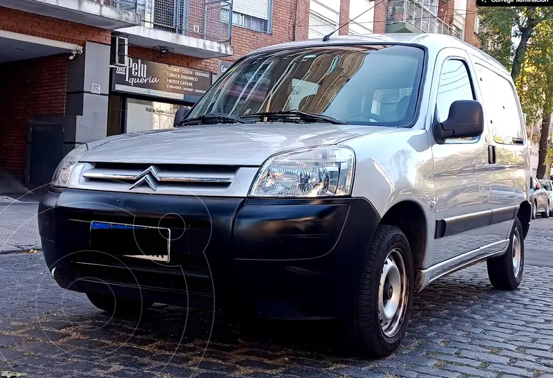 Foto Citroen Berlingo Multispace 1.6 HDi SX usado (2017) color Plata precio $16.500.000