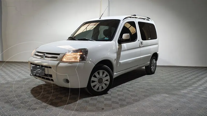 Foto Citroen Berlingo Multispace 1.6 HDi XTR usado (2020) color Blanco Banquise precio $22.050.000