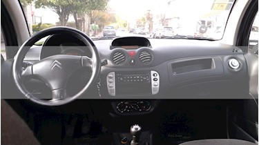 foto Citroën C3 1.4i SX usado (2009) color Gris precio $198.000