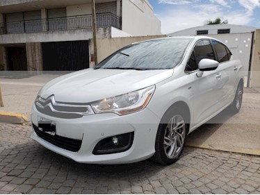 foto Citroën C4 Lounge 1.6 Exclusive Aut usado (2014) color Blanco precio $420.000