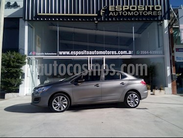 foto Citroën C4 Lounge 1.6 Tendance Aut usado (2016) color Gris Oscuro precio $555.000