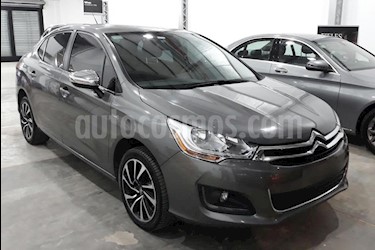 foto Citroën C4 Lounge 1.6 S usado (2016) color Gris Oscuro precio $710.000