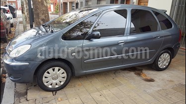 Foto venta Auto usado Citroen Xsara Picasso 1.6i Exclusive (2010) color Gris precio $215.000