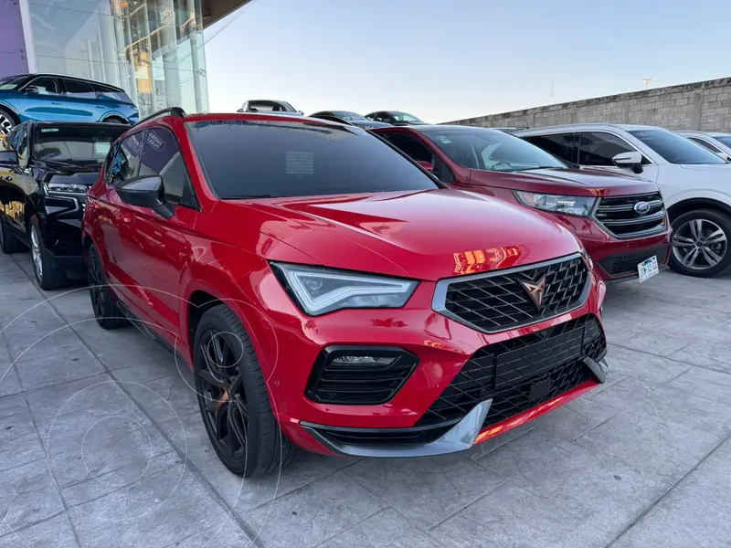 Foto CUPRA Ateca 2.0L TSI DSG usado (2022) color Rojo Velvet precio $579,000