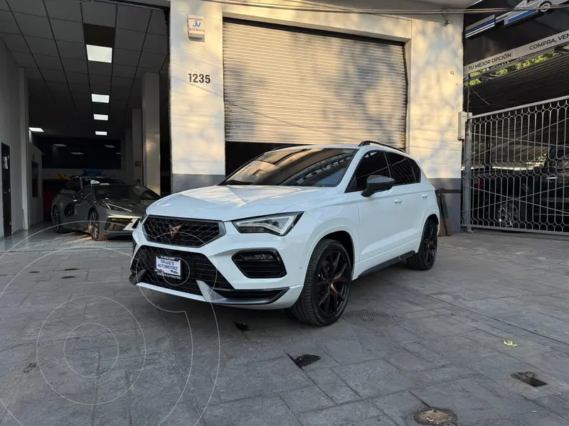 Foto CUPRA Ateca 2.0L TSI DSG usado (2022) color Blanco financiado en mensualidades(enganche $120,000 mensualidades desde $16,280)
