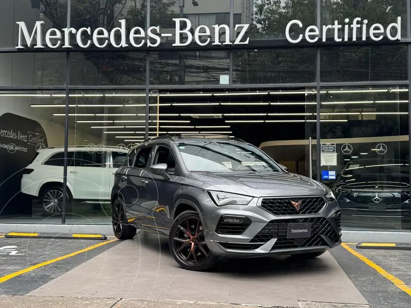 Foto CUPRA Ateca 2.0L TSI DSG usado (2023) color Gris Oscuro financiado en mensualidades(enganche $288,420 mensualidades desde $12,391)