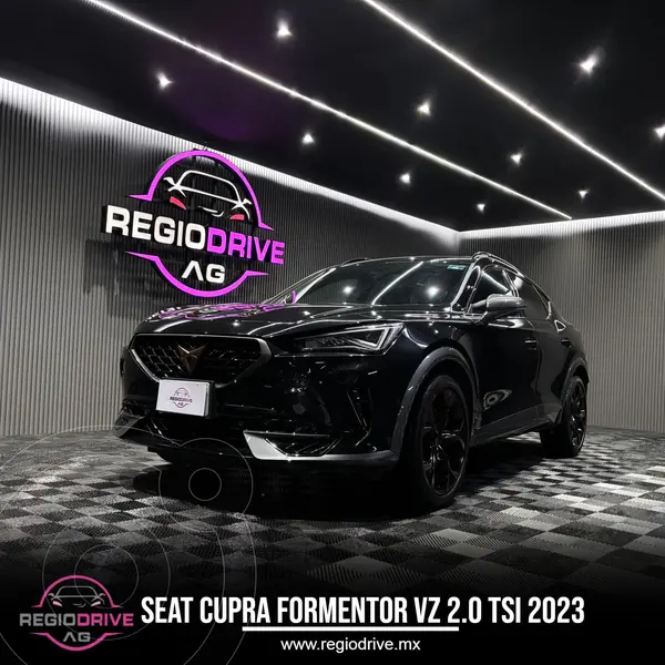 Foto CUPRA Formentor VZ 310hp usado (2023) color Negro Medianoche financiado en mensualidades(enganche $129,900 mensualidades desde $14,700)