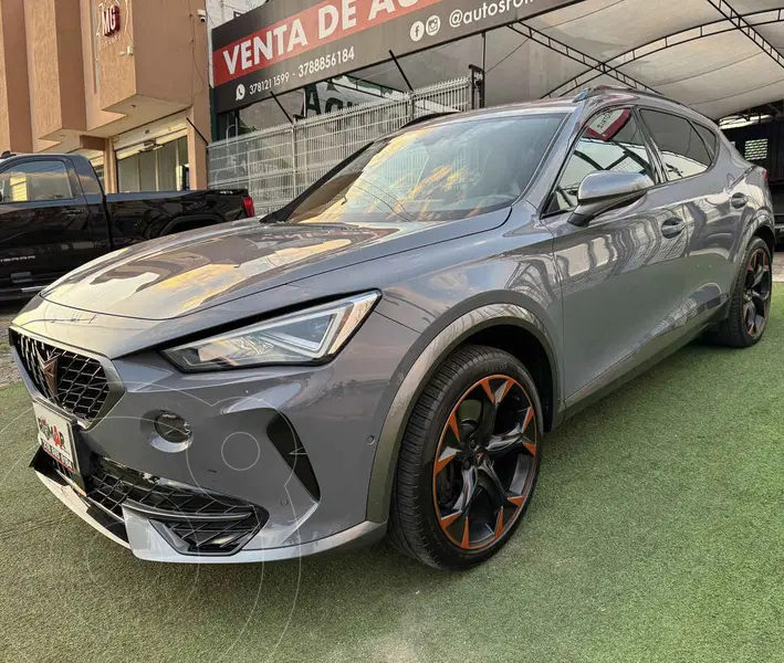 Foto CUPRA Formentor VZ 310hp usado (2023) color Gris precio $679,999