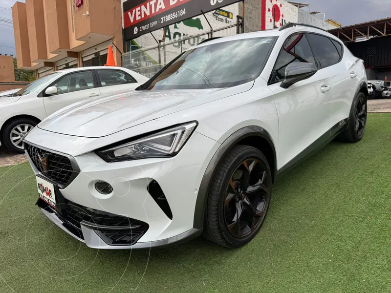 Foto CUPRA Formentor VZ 310hp Pintura mate usado (2022) color Blanco precio $619,999