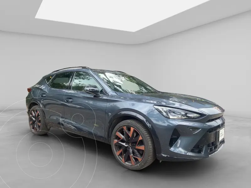 Foto CUPRA Formentor VZ usado (2025) color Gris financiado en mensualidades(enganche $228,628 mensualidades desde $20,845)