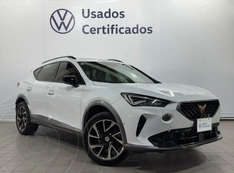 Foto CUPRA Formentor 190hp usado (2022) color Blanco financiado en mensualidades(enganche $146,878 mensualidades desde $13,391)