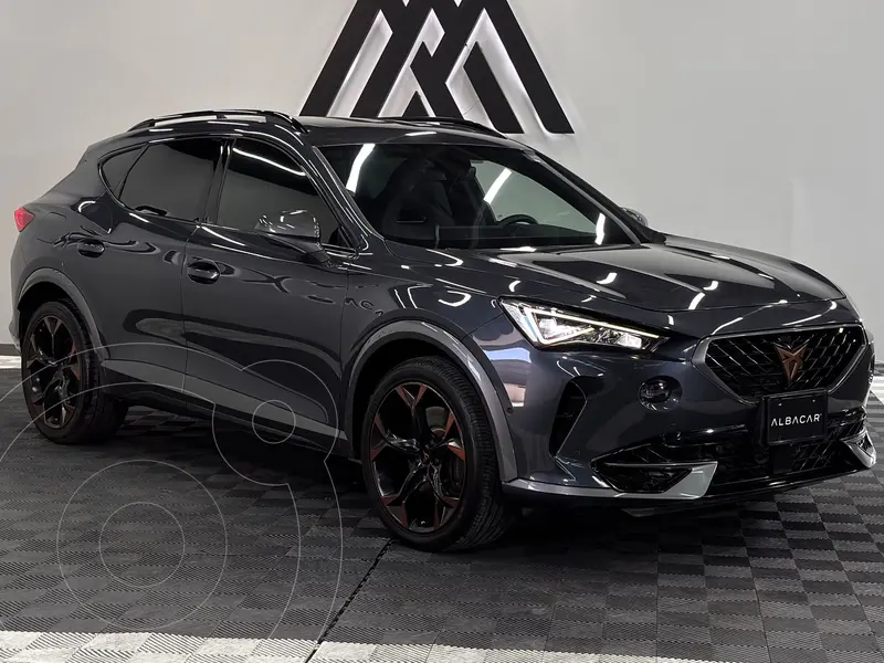 Foto CUPRA Formentor VZ 310hp usado (2023) color Gris precio $629,999
