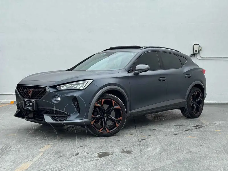 Foto CUPRA Formentor VZ 310hp usado (2023) color Gris financiado en mensualidades(enganche $140,580 mensualidades desde $13,868)
