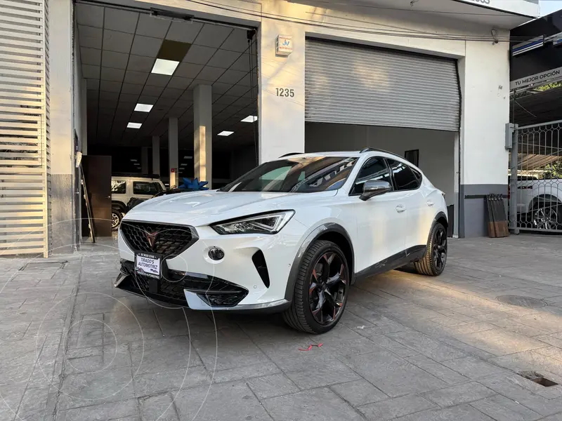 Foto CUPRA Formentor VZ 310hp usado (2024) color Blanco precio $794,900